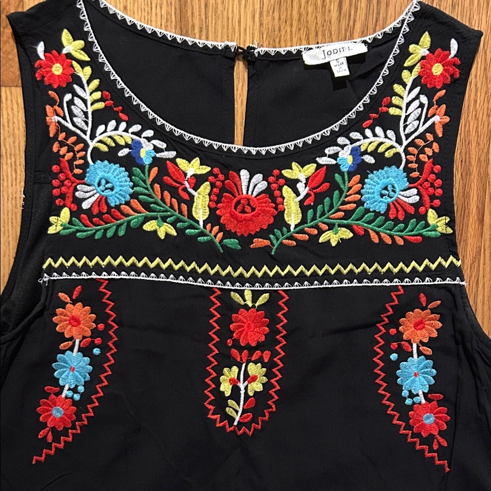 JODIFL Black Sleeveless Mini Dress with Multicolor Floral Embroidery - Picture 3 of 6